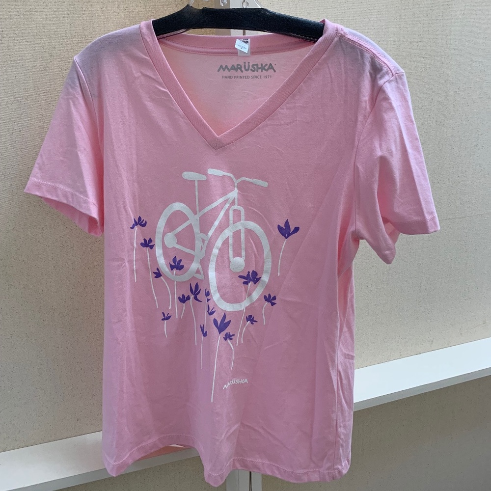 Relaxed v neck bicycle tee